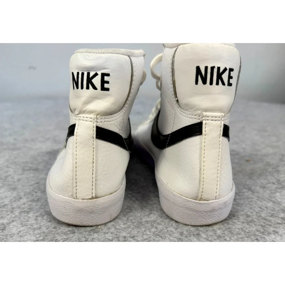 Nike blazer mid